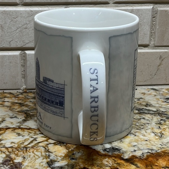 2007 Starbucks Coffee Company City of Tampa Mug 18 fl oz Architecture Series - Picture 5 of 14